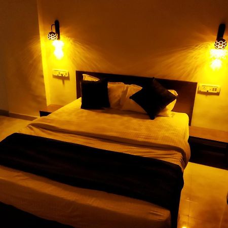 Hotel Rain Sky Inn Lonavla Zewnętrze zdjęcie