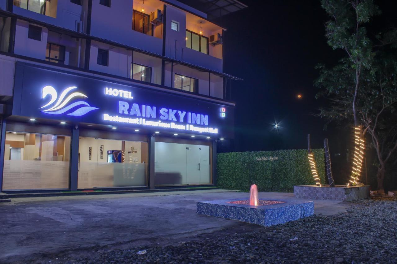 Hotel Rain Sky Inn Lonavla Zewnętrze zdjęcie