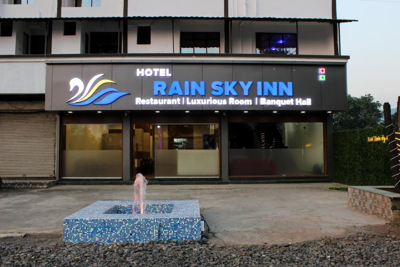 Hotel Rain Sky Inn Lonavla Zewnętrze zdjęcie